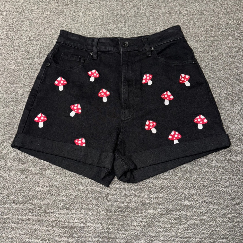 Hot Topic Mushroom Embroidered Black Denim Shorts High Waisted Cuffed Size 3